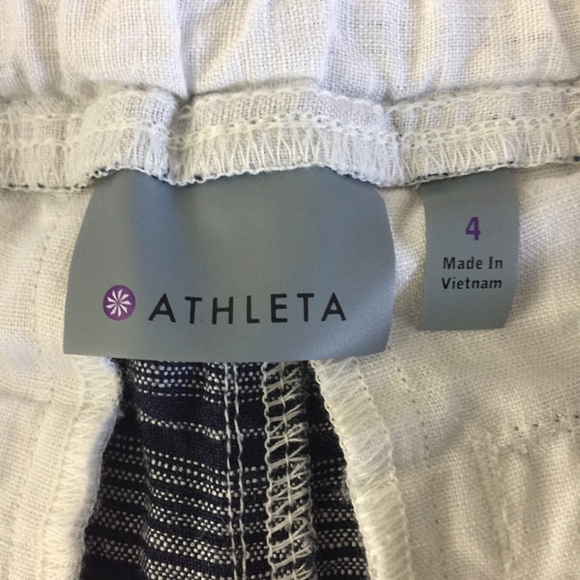 Athleta 100% linen navy & white trim striped short - Picture 3 of 9